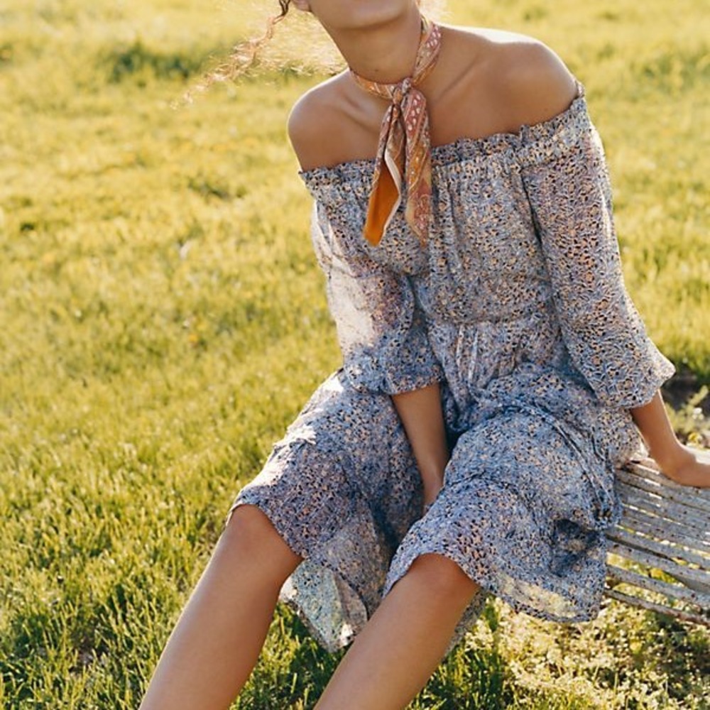 NWT Kira off shoulder peasant dress